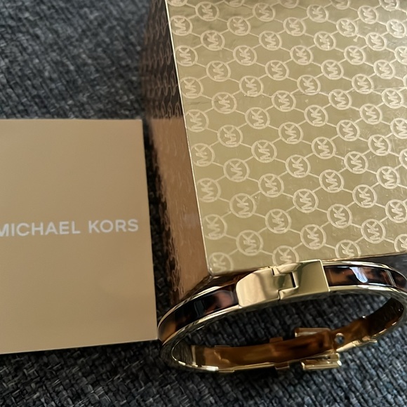 Michael Kors bracelet tortoise and gold - Picture 4 of 5